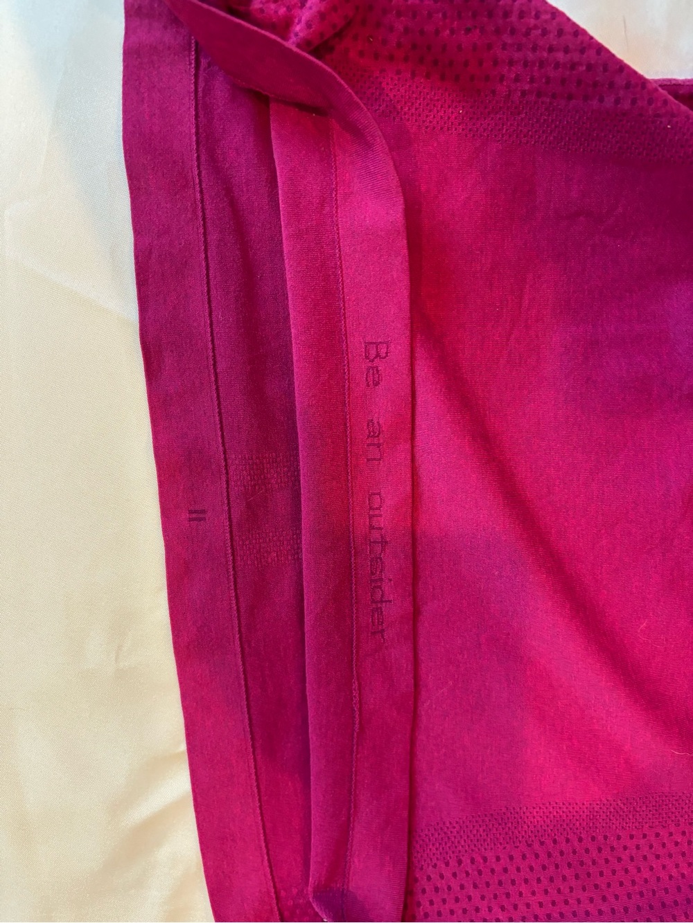 FIGS Limited Edition Salta Seamless Long Sleeve Underscrub Top in Berry Magenta - Picture 4 of 6